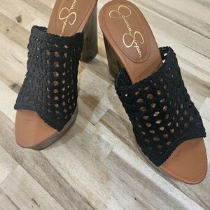 Jessica Simpson Shelbie platform sandals, size 7, brown wood heels, black cotton